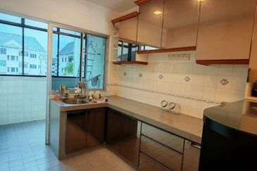 Sri Tanjung Apartment