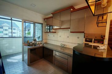 Sri Tanjung Apartment