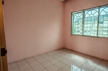 Sri Tanjung Apartment