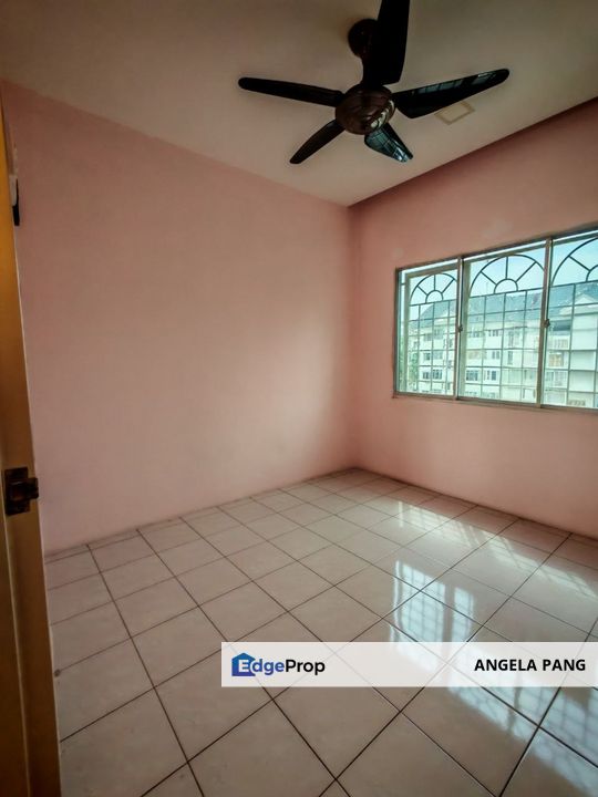 F/F Vista Pinggiran , Taman Pinggiran Putra,, Selangor, Seri Kembangan