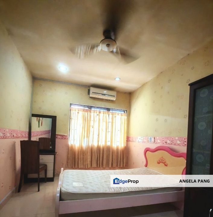 2 storey Taman Mewar, Taman seraya Ampang, Selangor, Ampang