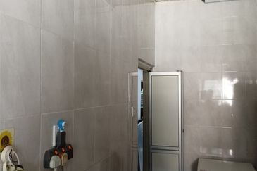 Jalan Taman Kinrara 2/1A