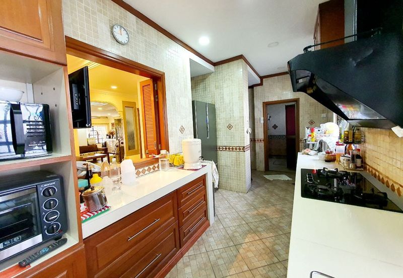 Bandar Tasik Selatan Corner Lot Fully Renovated 28x70