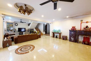 Bandar Tasik Selatan Corner Lot Fully Renovated 28x70