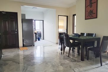 Sri Tanjung Apartment