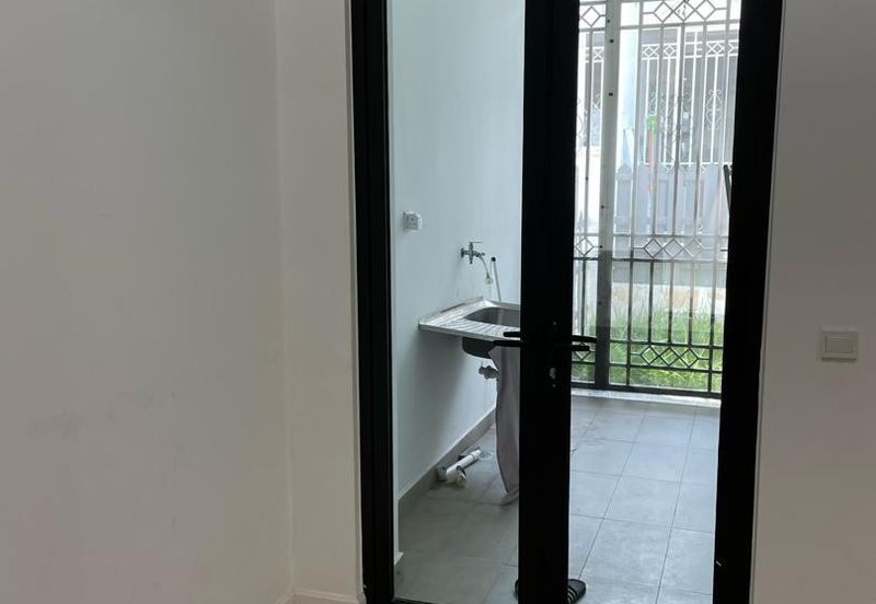 Tenderfields @ Eco Majestic