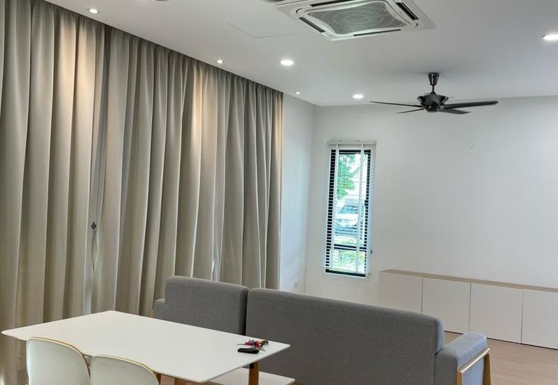 Tenderfields @ Eco Majestic