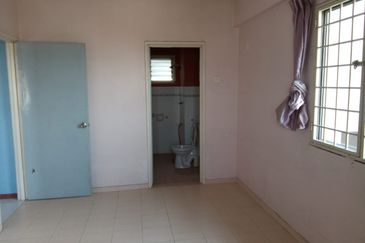 Sri Teratai Apartment