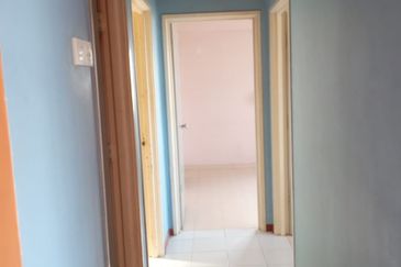 Sri Teratai Apartment