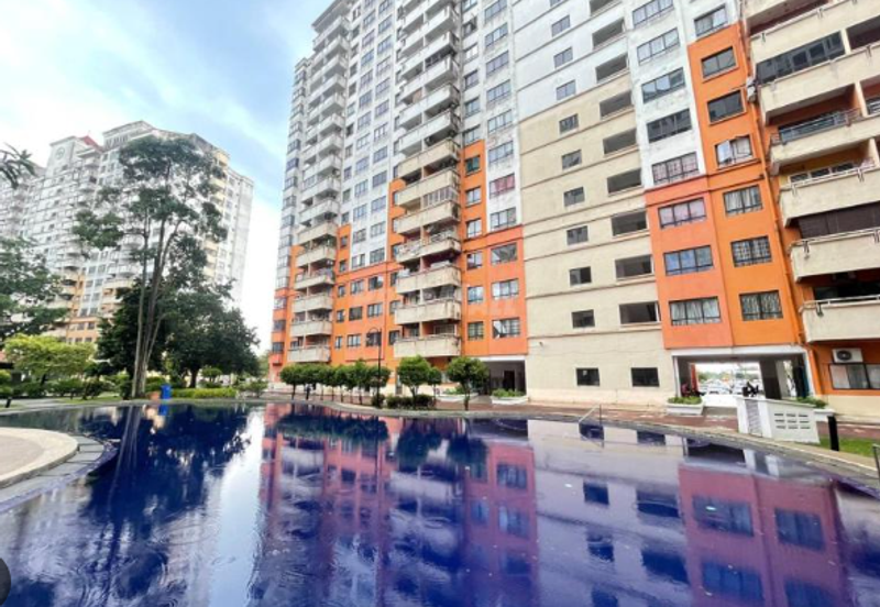 Vista Millennium Condominiums