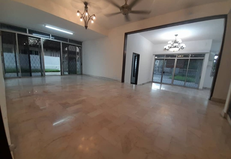 Overseas Union Garden