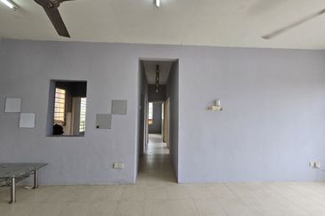 Laman Suria e-Resort Apartment