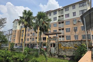 Laman Suria e-Resort Apartment