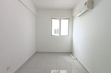 The Residence 1 @ Tiara South