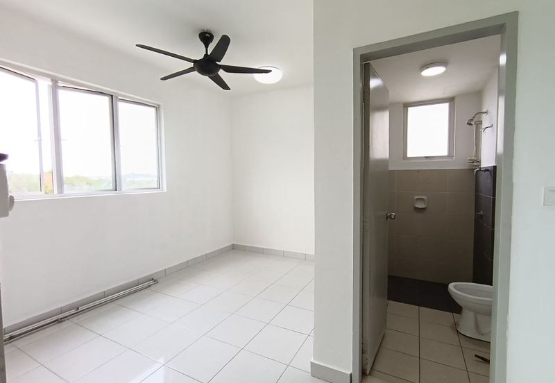 The Residence 1 @ Tiara South