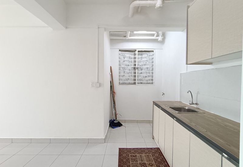 The Residence 1 @ Tiara South