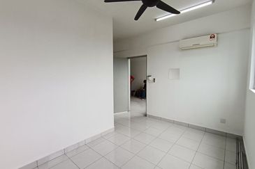 The Residence 1 @ Tiara South