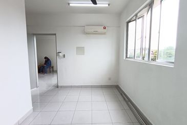 The Residence 1 @ Tiara South