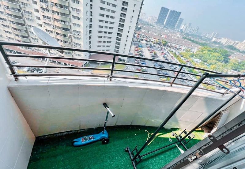 Sentul Utama Condominium