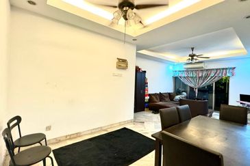 Putra Apartment