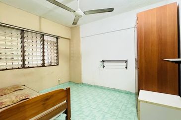 Flat Mutiara Fadason