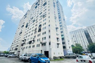 Flat Mutiara Fadason