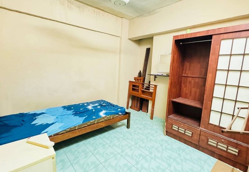 Flat Mutiara Fadason