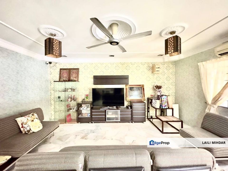 FACING OPEN Double Storey Terrace Taman Lestari Pedana 2 Bandar Putra Permai Seri Kembangan, Selangor, Puchong South