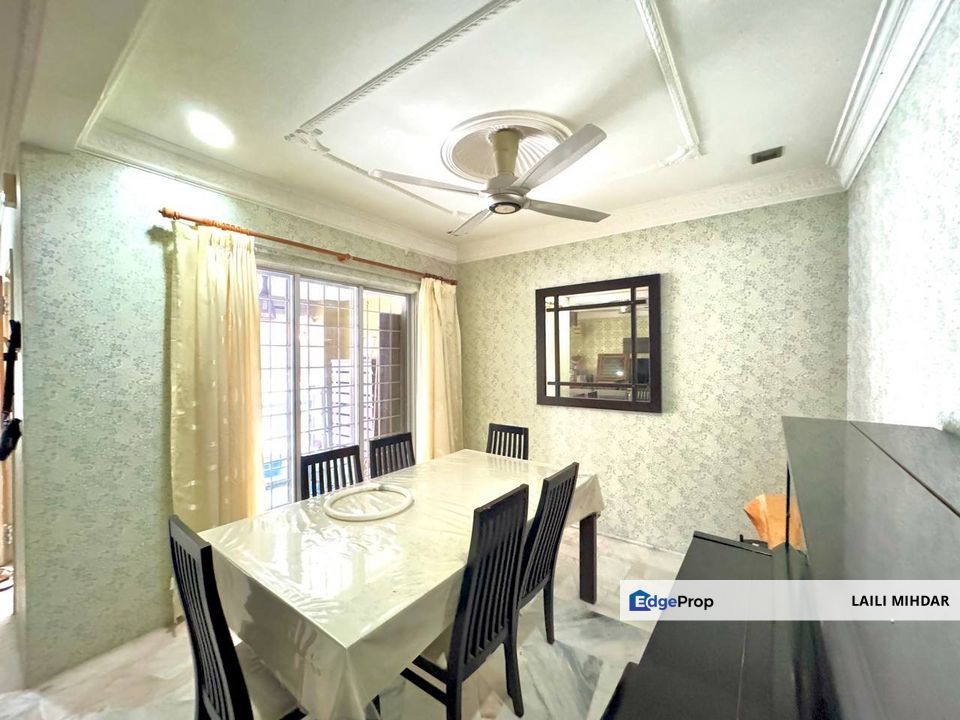 FACING OPEN Double Storey Terrace Taman Lestari Pedana 2 Bandar Putra Permai Seri Kembangan, Selangor, Puchong South