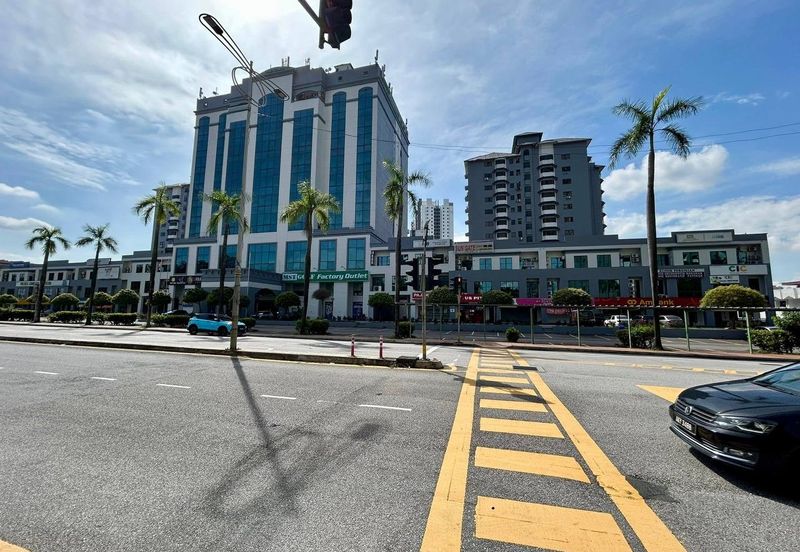 The Grand SOFO @ Kelana Damansara Suite