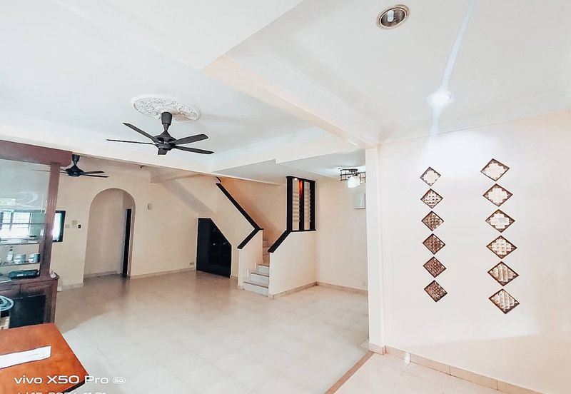 Jalan Suakasih @ Tun Hussein Onn