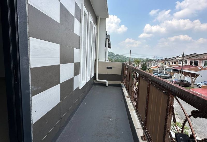 Taman Saujana Puchong