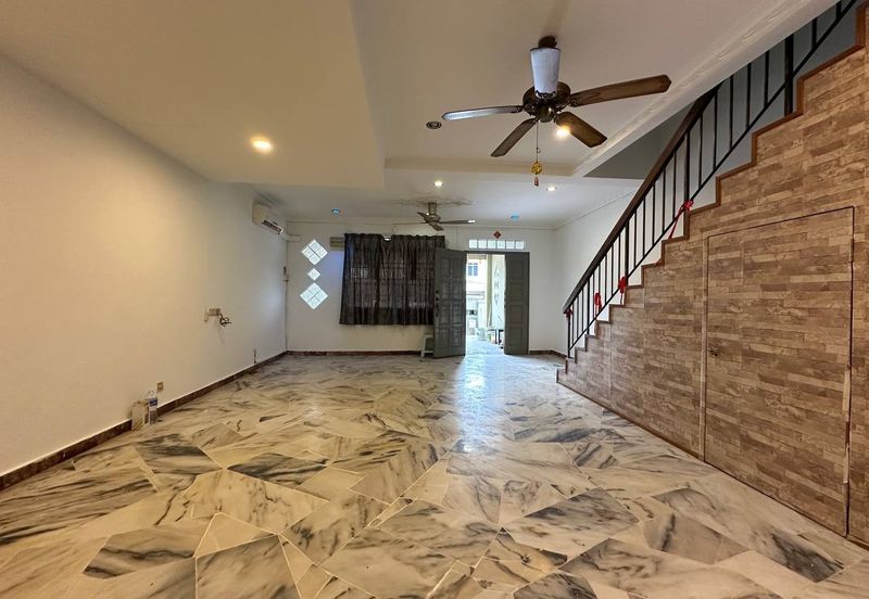 Taman Saujana Puchong