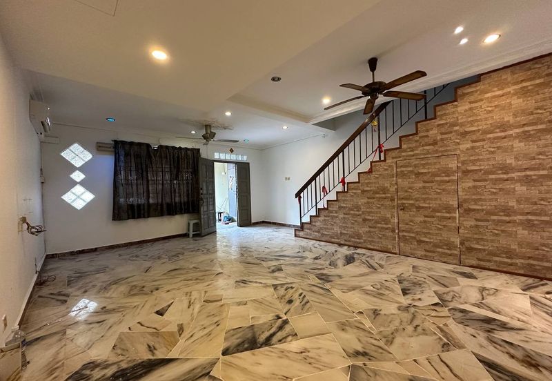 Taman Saujana Puchong