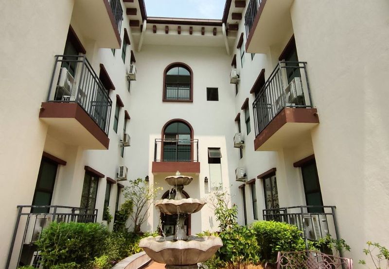 Isle of Kamares, Setia Eco Glades