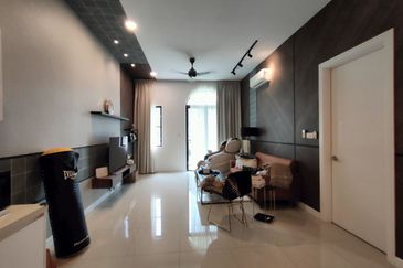 Isle of Kamares, Setia Eco Glades