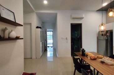 Isle of Kamares, Setia Eco Glades