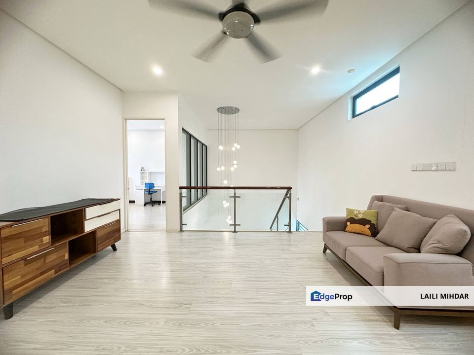 [FULLY FURNISHED & RENOVATED] Double Storey Townhouse (Upper Unit), Kuala Lumpur, Taman Melawati