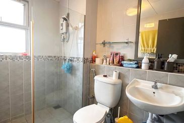 Seri Maya Condominium