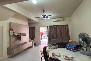 Jalan SP 8 @ Bandar Saujana Putra