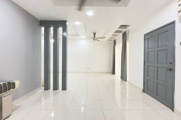 Bandar Tun Hussein Onn