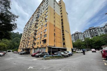 Jemerlang Apartment, Selayang Heights
