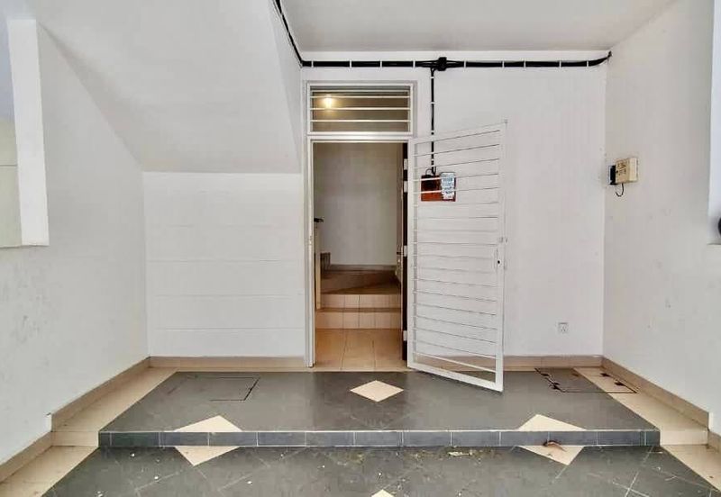 Ariza Garden Villa @ Taman Raintree