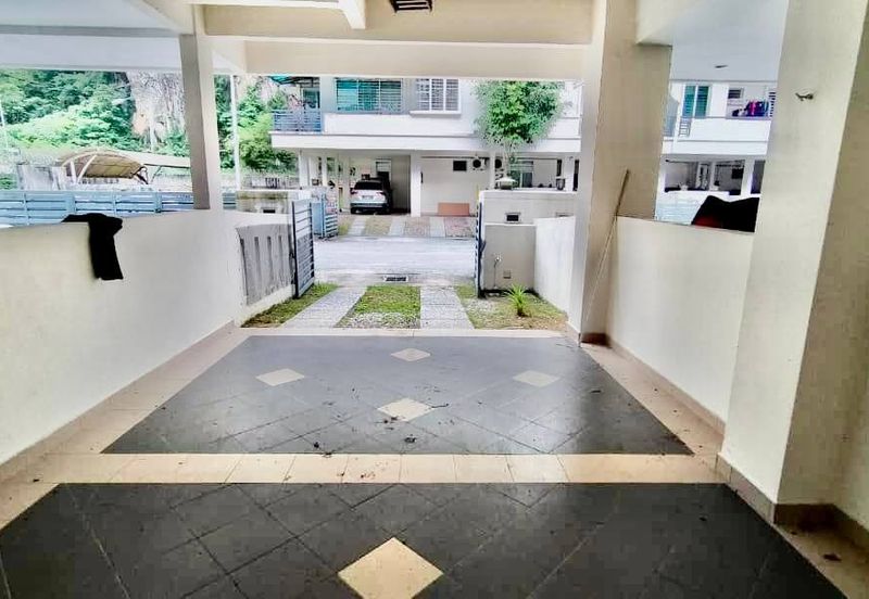 Ariza Garden Villa @ Taman Raintree