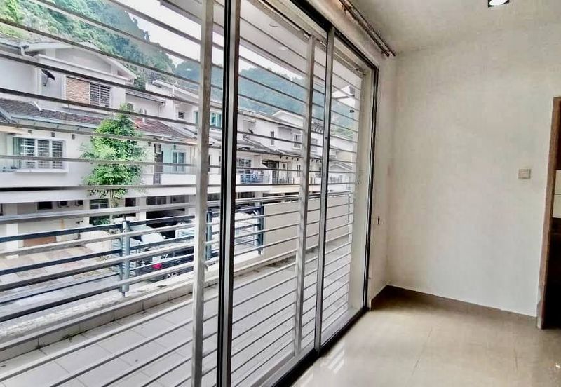 Ariza Garden Villa @ Taman Raintree