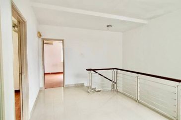 Ariza Garden Villa @ Taman Raintree