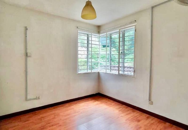 Ariza Garden Villa @ Taman Raintree