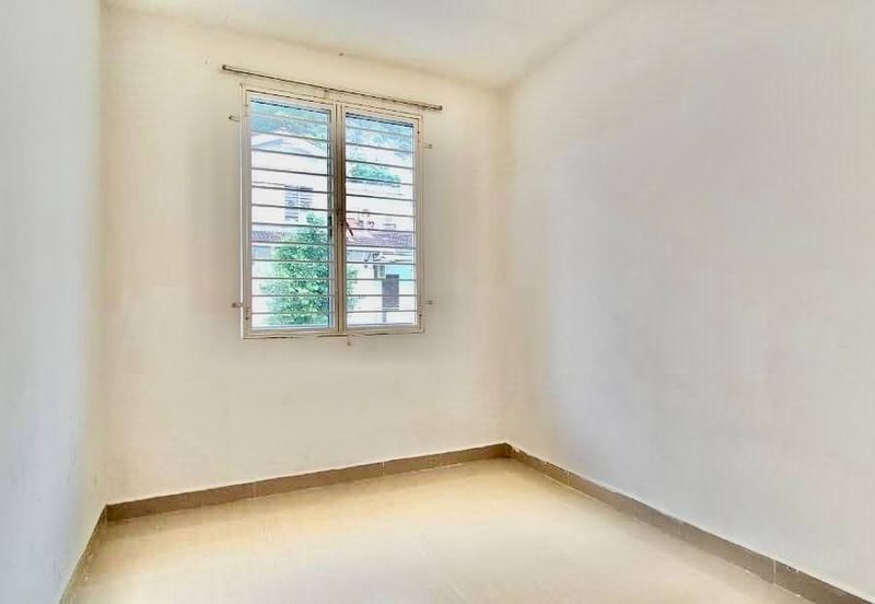 Ariza Garden Villa @ Taman Raintree