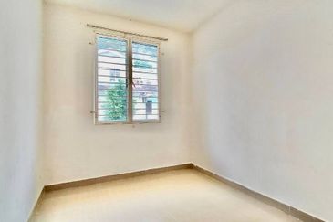 Ariza Garden Villa @ Taman Raintree