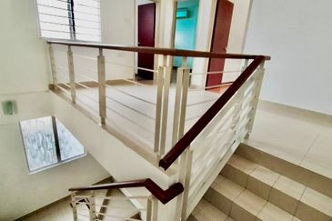 Ariza Garden Villa @ Taman Raintree